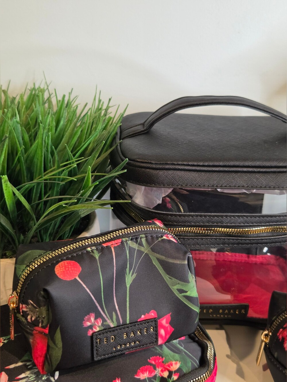 Ted Baker Black Clear & Floral Cosmetic Cases, Set Of 4 - Picture 9 of 9